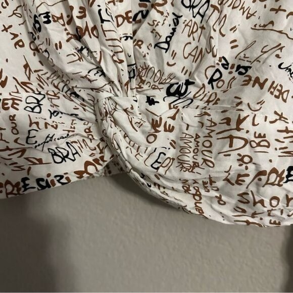 Milk & Honey print crop front twist dress shirt size medium - Picture 7 of 10